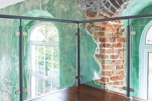 Stairs - glass corner